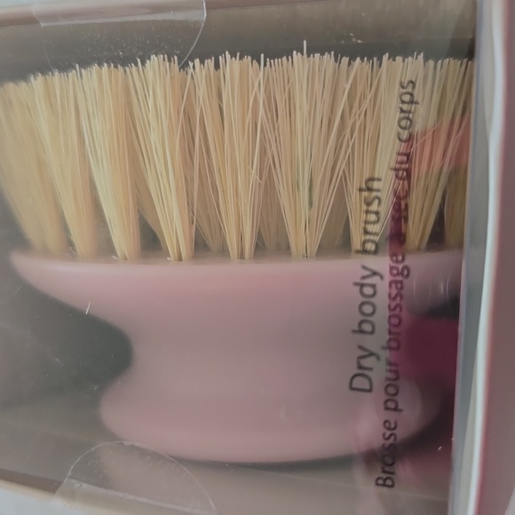 SEPHORA BRAND DRY BODY BRUSH, GLASS NAIL FILE AND SPONGE BUNDLE - Picture 7 of 12